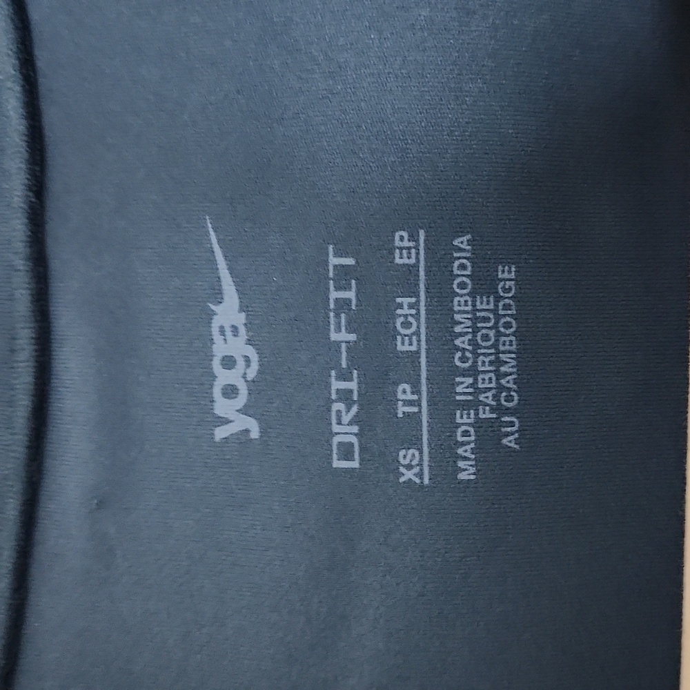 Nike Yoga Dri-FIT Luxe Fitted Jacket $135 - Picture 6 of 10